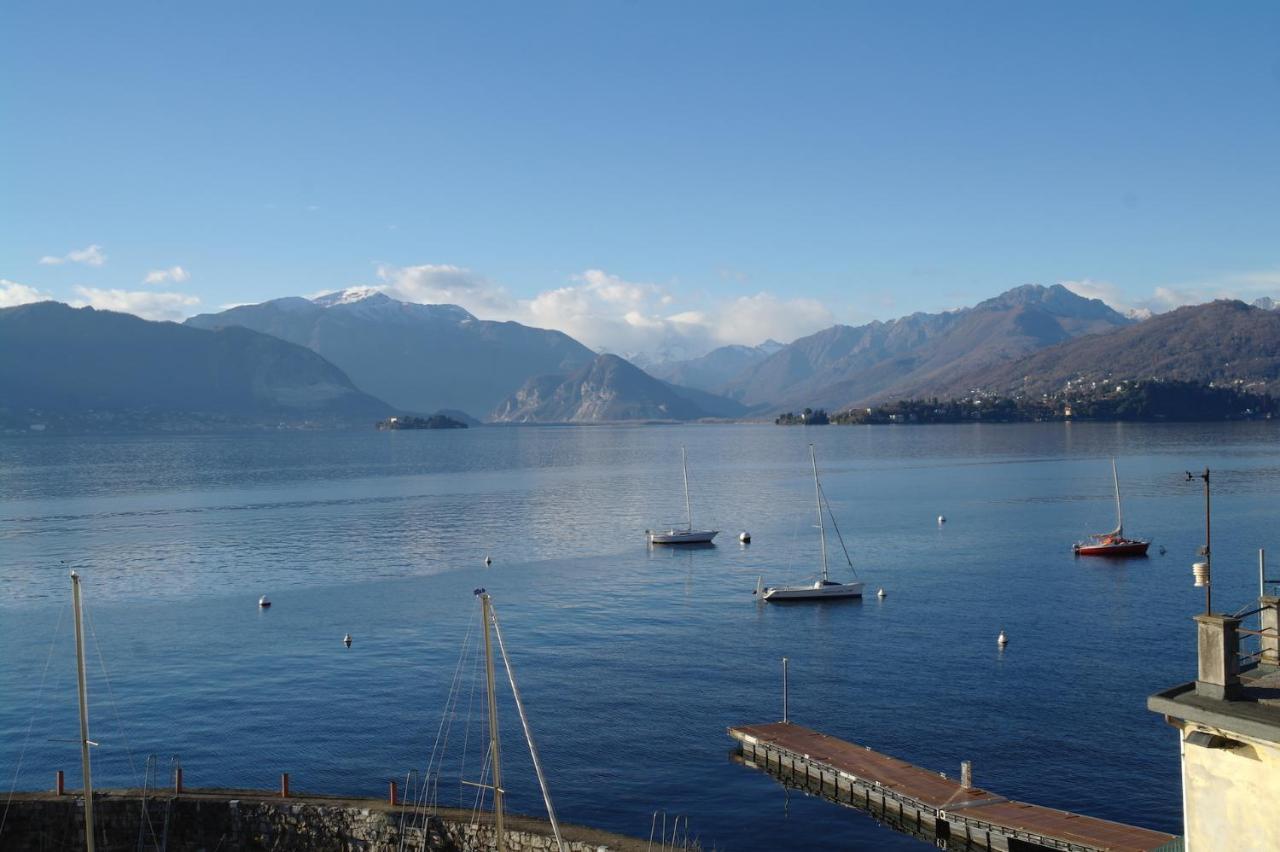 La Dama Del Porto Hotel Laveno-Mombello Buitenkant foto