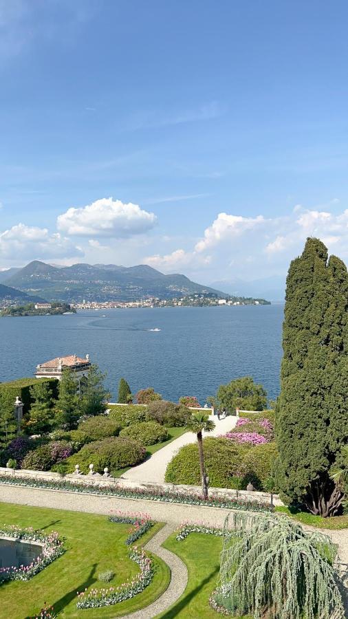 La Dama Del Porto Hotel Laveno-Mombello Buitenkant foto